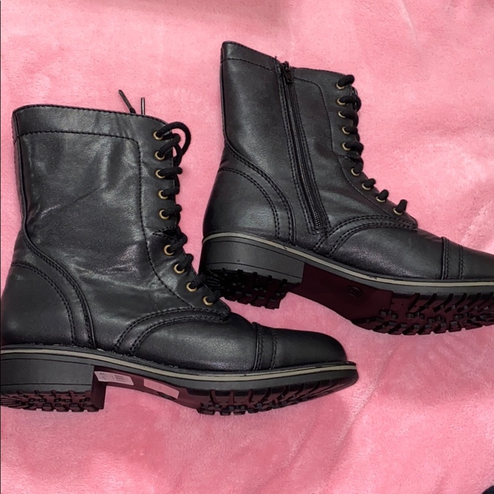 BLACK COMBAT BOOT (BRAND NEW)